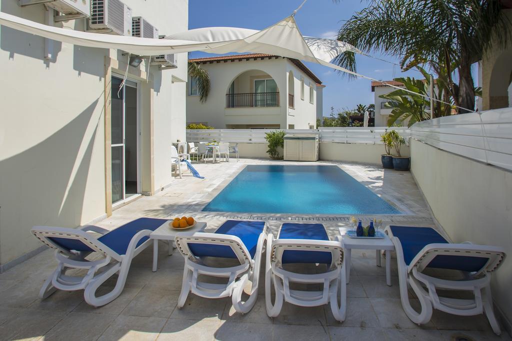 Villa Raflia Pernera Екстериор снимка